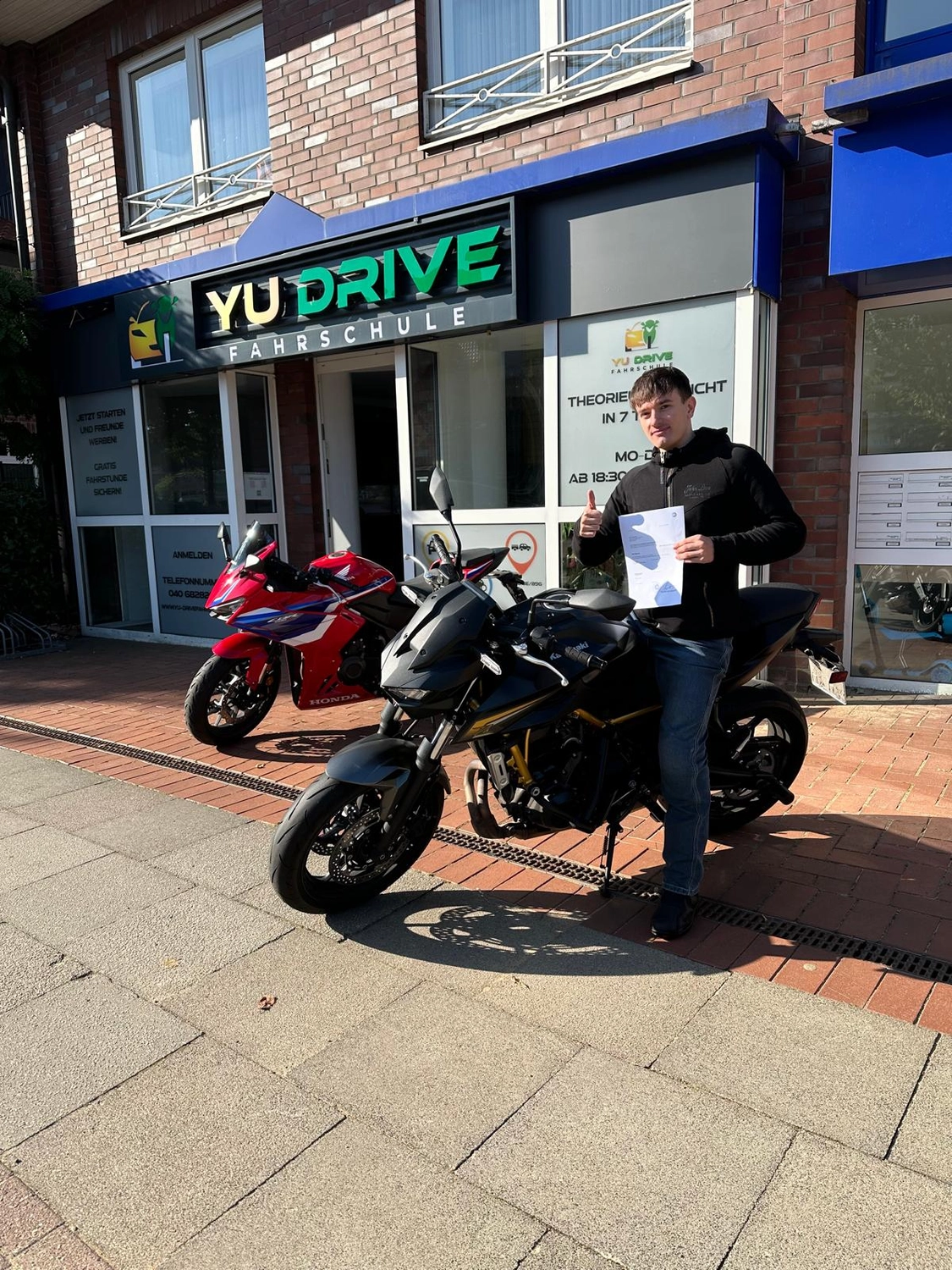 yu drive fahrschule, Führerschein, Führerscheinklassen, Fuhrpark, Theorieunterricht, PKW, Motorrad, Anhänger
