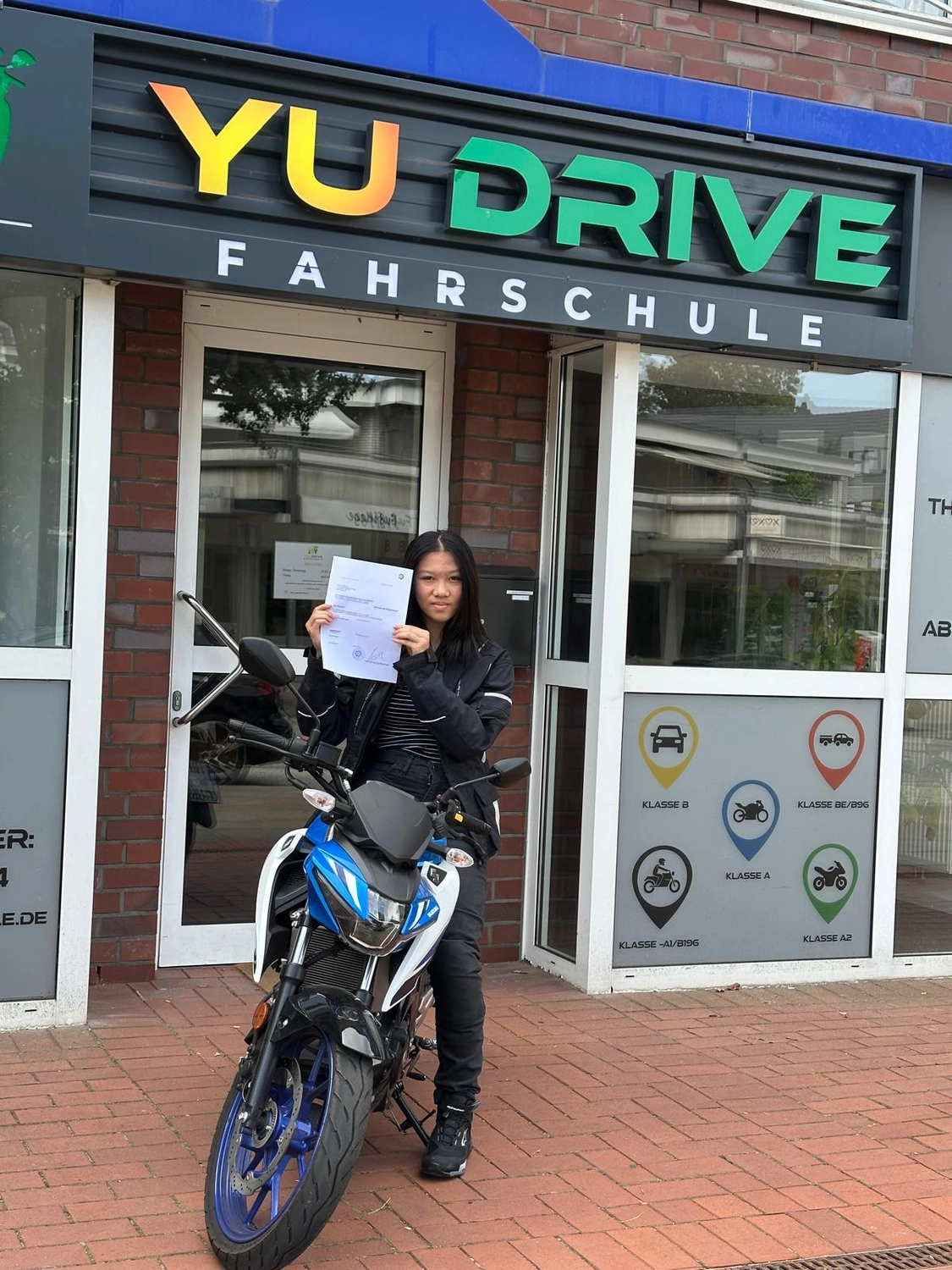 yu drive fahrschule, Führerschein, Führerscheinklassen, Fuhrpark, Theorieunterricht, PKW, Motorrad, Anhänger